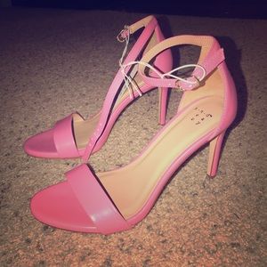 Pink heels